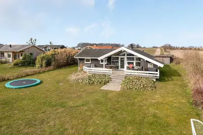 Image de Belle maison à Faaborg avec WiFi