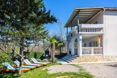 Image de Superbe maison de 3 chambres à Malinska