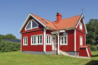Image de Superbe maison à Bolmsö avec vue sur le.
