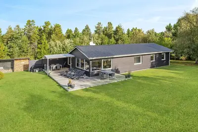 Image de Maison confortable de 3 chambres à.