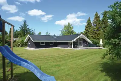 Image de Superbe maison à Idestrup avec WiFi