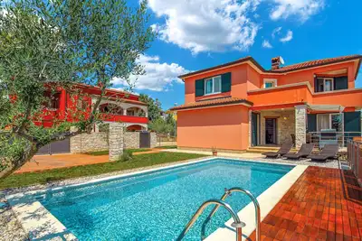 Image de Superbe maison de 4 chambres à Umag