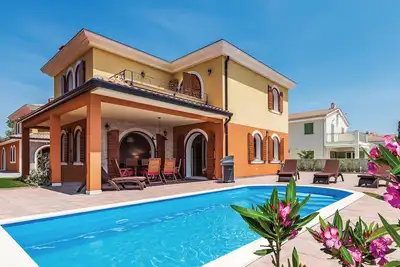 Image de Superbe maison de 3 chambres à Vabriga