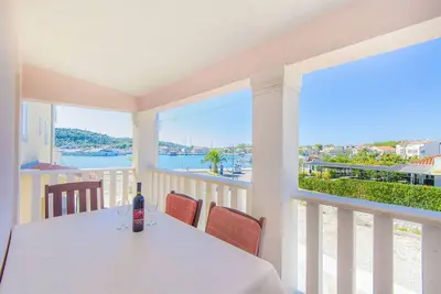 Image de Appartements Tiho i Pave (28231-A3) - Rogoznica