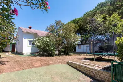 Image de Belle maison à Premantura avec WiFi