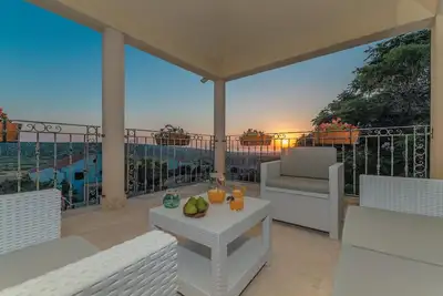 Image de Bel appartement 1 chambre à Kolan