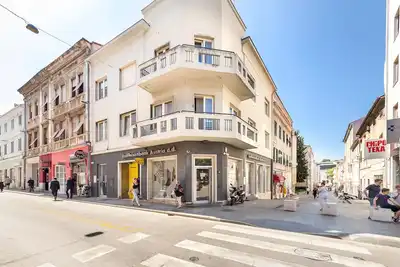 Image de Superbe appartement à Pula avec WiFi