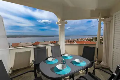 Image de Appartement de vacances avec galerie et vue panoramique