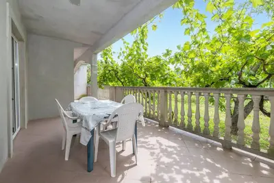 Image de Bel appartement Ă Lopar avec WiFi