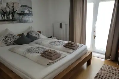 Image de i24rooms - Appartement 3 pièces. avec terrasse, jardin et cheminée