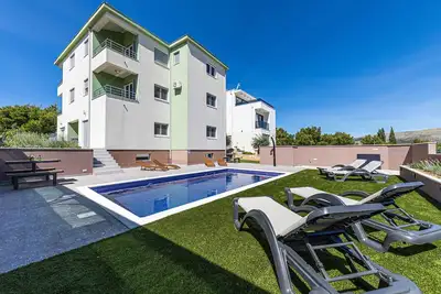 Image de Superbe appartement à Saldun avec WiFi