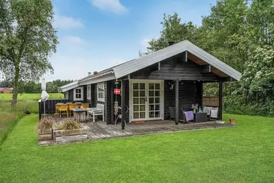 Image de Belle maison de 2 chambres à Strandby