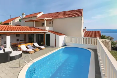Image de Superbe maison de 3 chambres à Omis