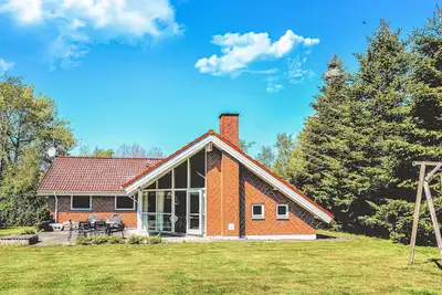 Image de Belle maison à Idestrup avec WiFi