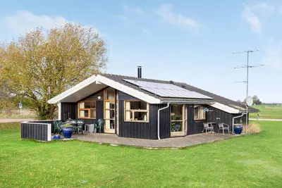 Image de Belle maison à Askeby avec sauna