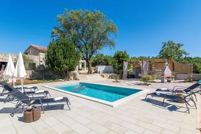 Image de Magnifique maison de 2 chambres à Labin