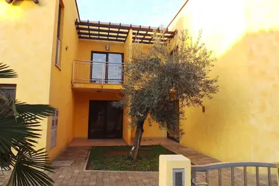 Image de Appartement de vacances avec balcon et air conditionné