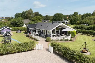 Image de Superbe maison à Hejls avec WiFi