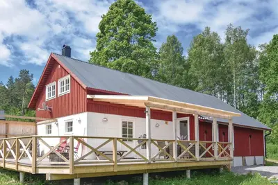 Image de Belle maison à Långserud avec sauna