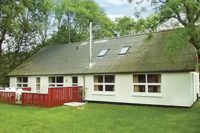 Image de Belle maison à Sindal avec sauna