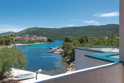 Image de Bel appartement à Grebastica