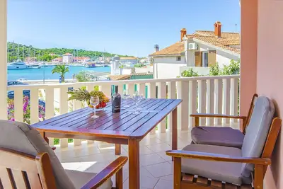 Image de Appartements Tiho i Pave (28231-A7) - Rogoznica