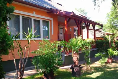 Image de Maison de vacances avec terrasse et barbecue