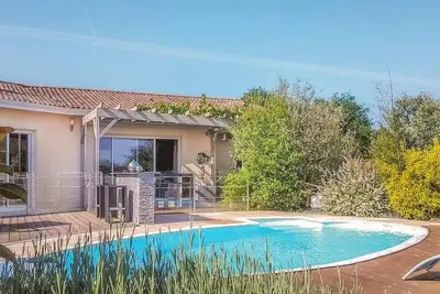 Image de Nice home in St-Michel-L'Ecluse/Le-