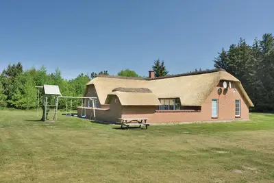 Image de Superbe maison Ă Ulfborg avec sauna