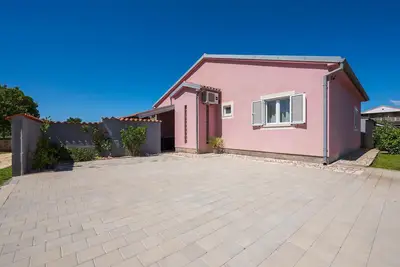 Image de Superbe maison à Valbandon avec WiFi