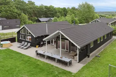 Image de Superbe maison à Glesborg avec sauna