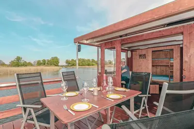 Image de Superbe bateau à Radewege avec cuisine