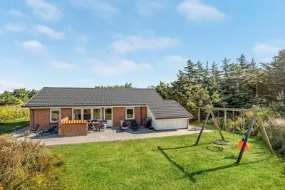 Image de Superbe maison à Harboøre avec sauna
