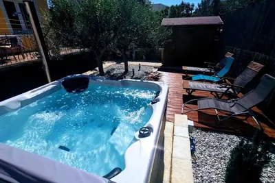 Image de Maison de vacances avec jacuzzi