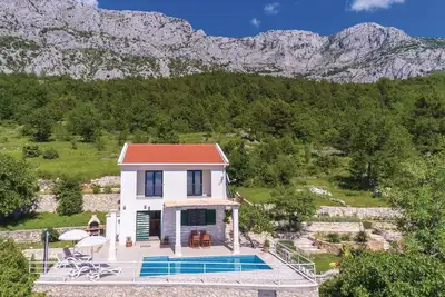 Image de Belle maison Ă Gornje Tucepi avec WiFi