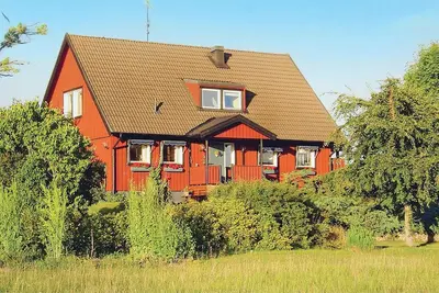 Image de Maison confortable à Strängnäs avec.