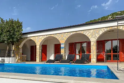 Image de Superbe maison à Starigrad avec WiFi