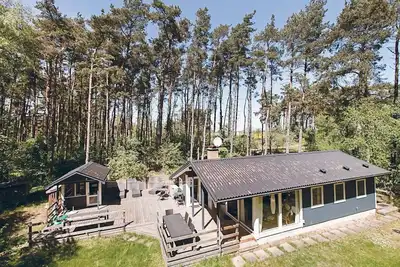 Image de Belle maison à Nexø avec sauna