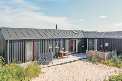 Image de Maison confortable à Hjørring avec.