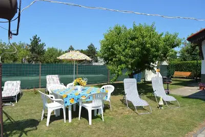 Image de Appartement de vacances avec grand jardin