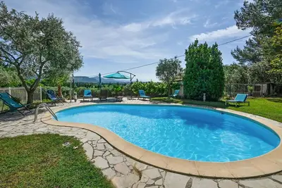 Image de Magnifique maison à Sarrians avec WiFi