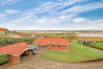 Image de Maison confortable à Hejls avec WiFi