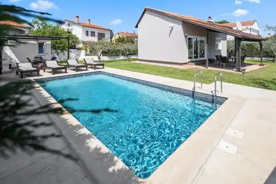 Image de Magnifique maison à Valbandon avec WiFi