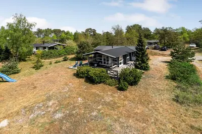 Image de Belle maison à Aakirkeby avec cuisine