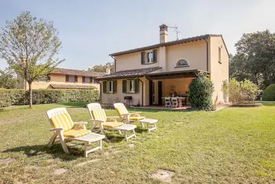 Image de Maison confortable à Pontedera (Pi).