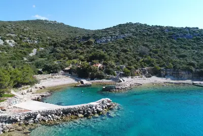 Image de Maison Sarah (14651-K1) - Tkon - île de Pasman