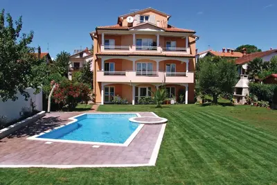 Image de Superbe appartement de 2 chambres à.