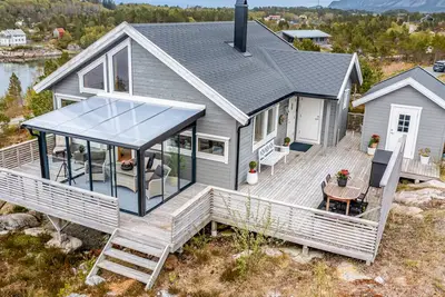 Image de Superbe maison à Tustna avec WiFi