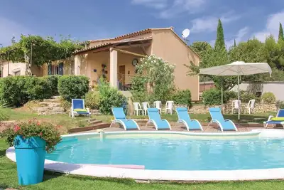 Image de Belle maison de 4 chambres à Goult