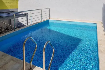 Image de Magnifique maison Ă Bribir avec sauna